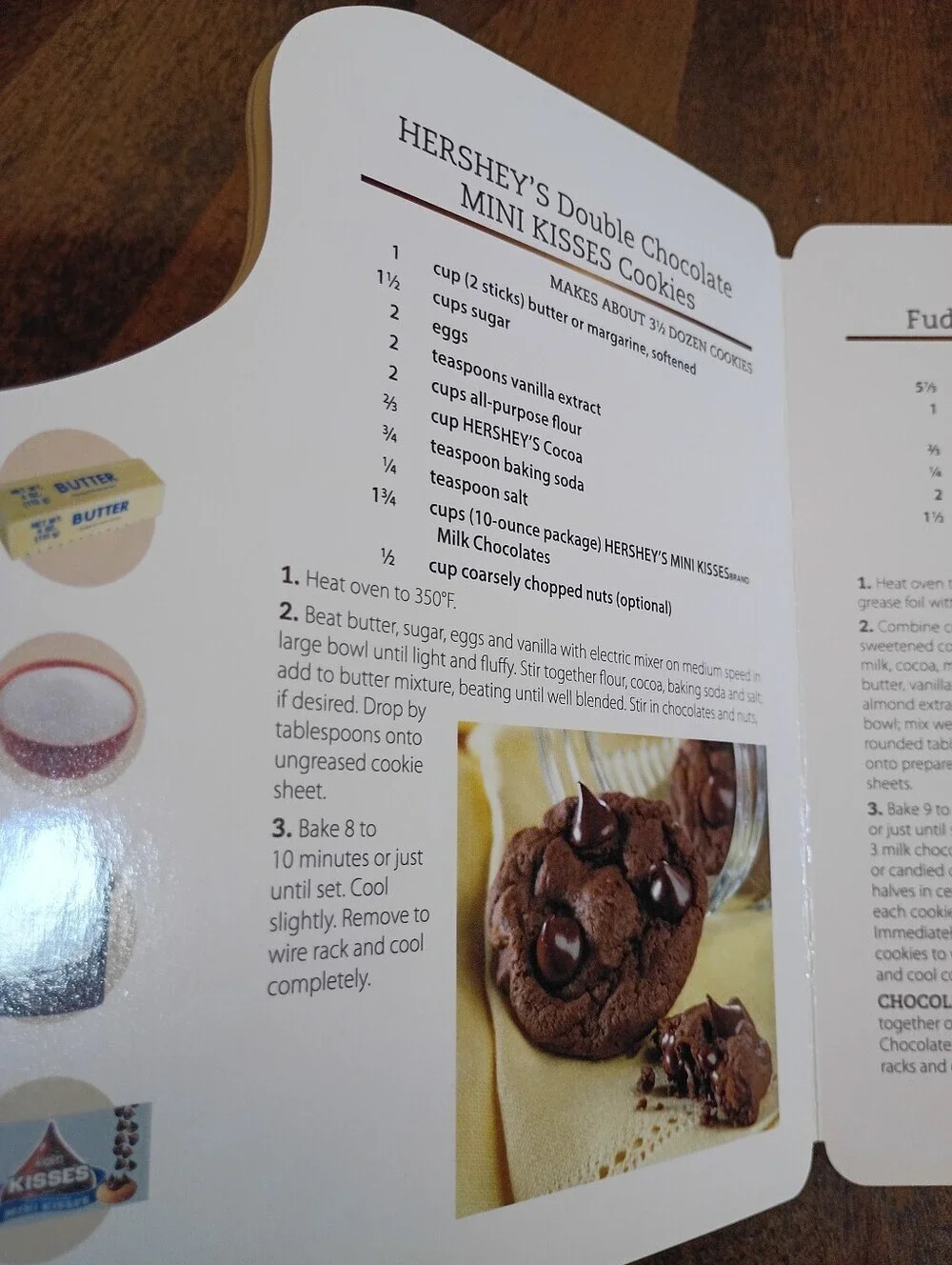Hershey’s KISSES Brand Recipes Shaped Hardcover Cookbook 2009 Collectible